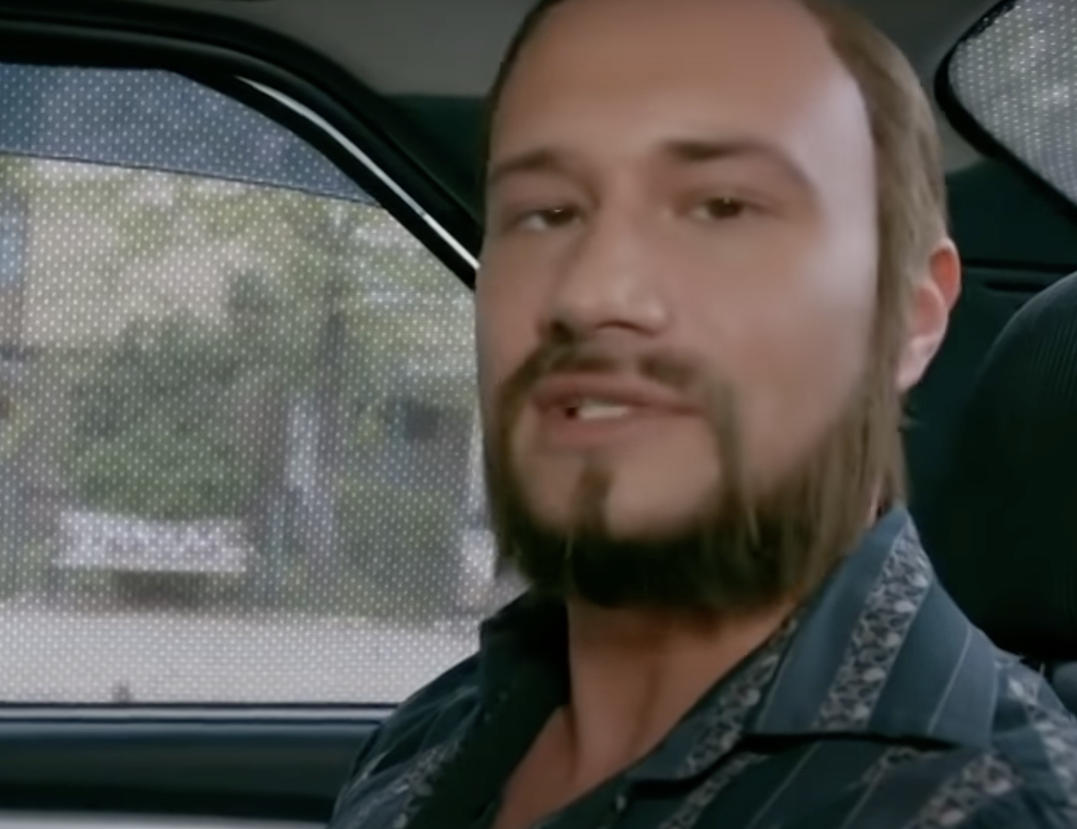 Bendeac, martor și participant la o scenă bulversantă. Pus de un bărbat să-i salute soția, în timp ce amanta era în mașină