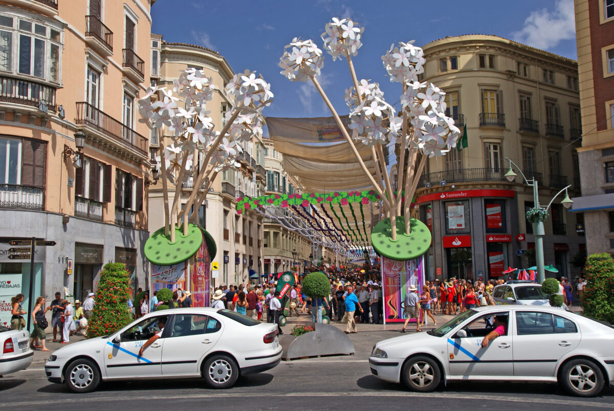 Oamenii din Malaga, supărați pe turiștii de pe urma cărora trăiesc. „Scuipăm în berea voastră!”