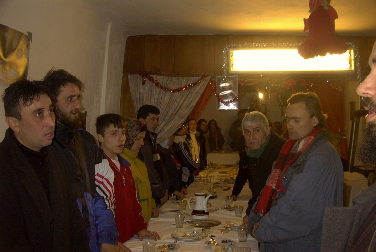 „Masa Bucuriei”, organizată a cincisprezecea oară de Mitropolia Basarabiei