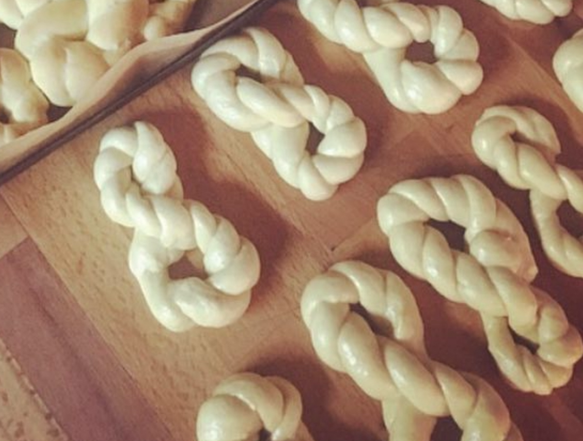 Rețeta mucenicilor perfecți. Ingredientul surpriză care înlocuiește oul