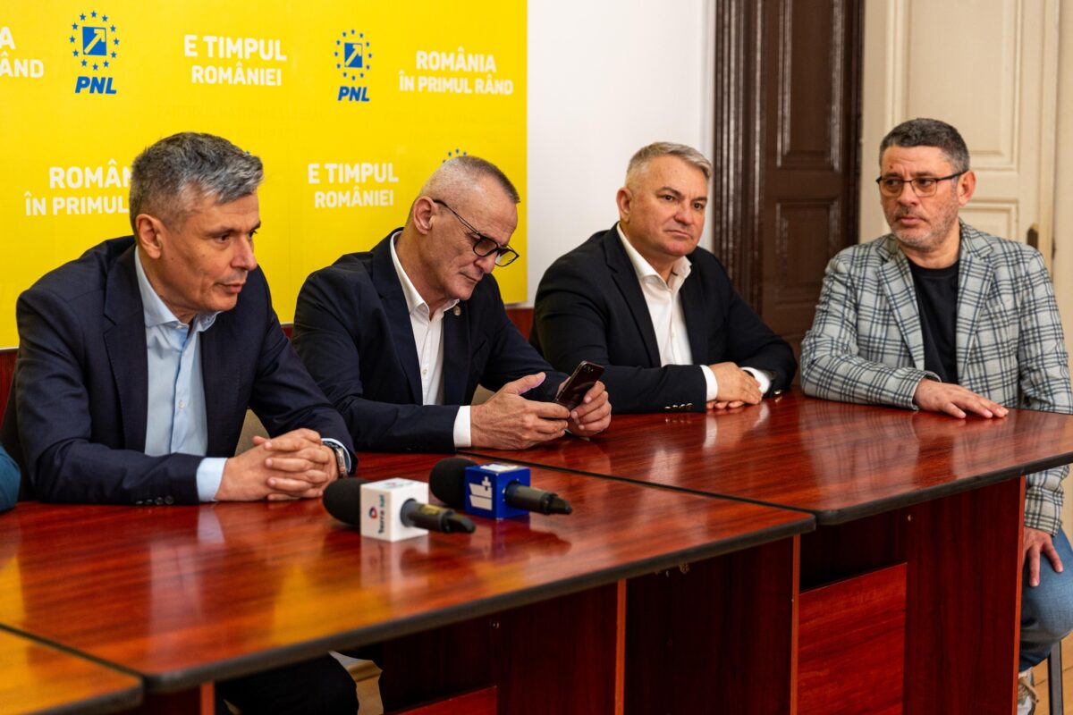 George Simion rămâne fără alți trei oameni de bază. Au trecut la PNL