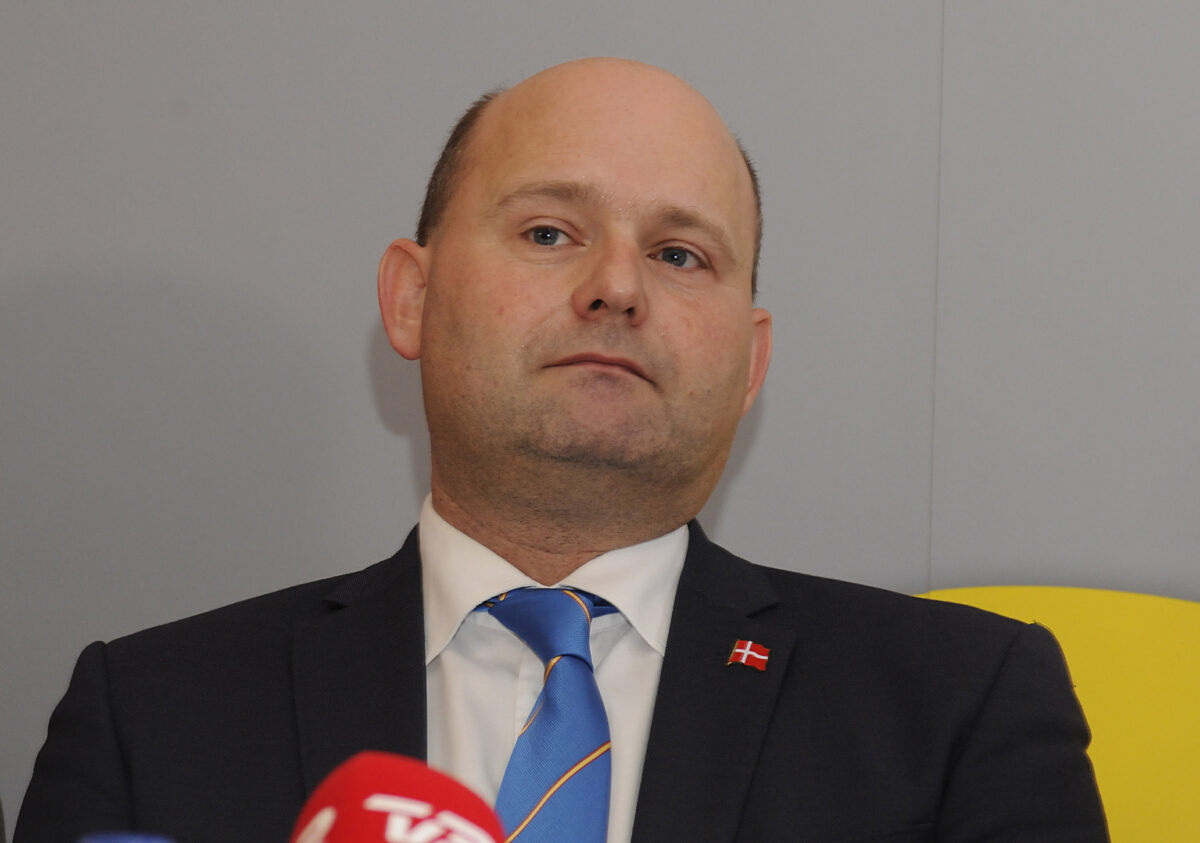 Fostul ministru al Justiției din Danemarca a murit subit. S-a prăbușit în fața colegilor