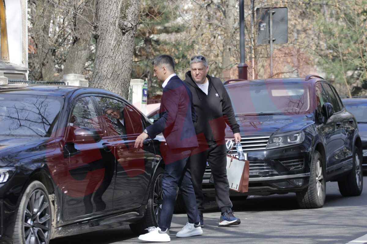 Răzvan Lucescu, prins în flagrant. Antrenorul este extrem de exigent când vine vorba de aparițiile sale. Video