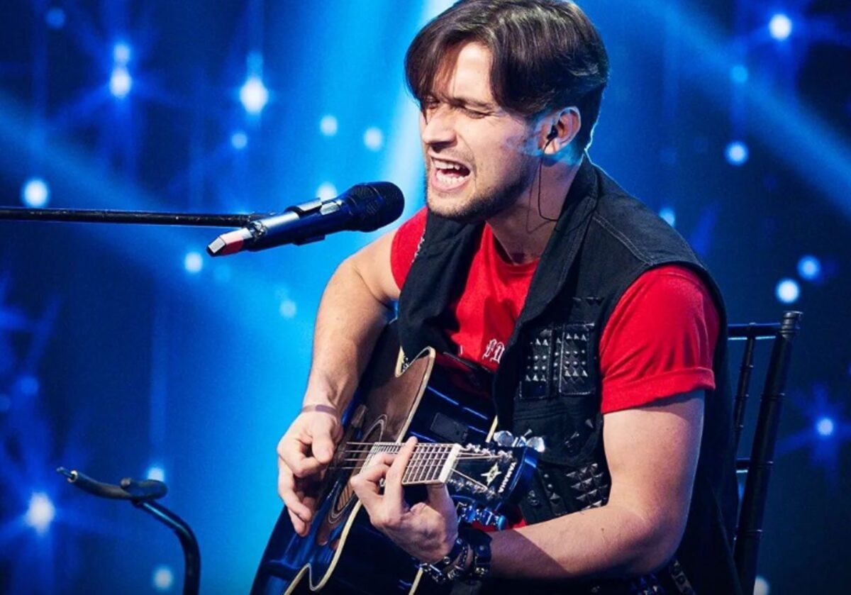 Un cântăreț din Găgăuzia, aplauze în picioare la „Românii au talent”
