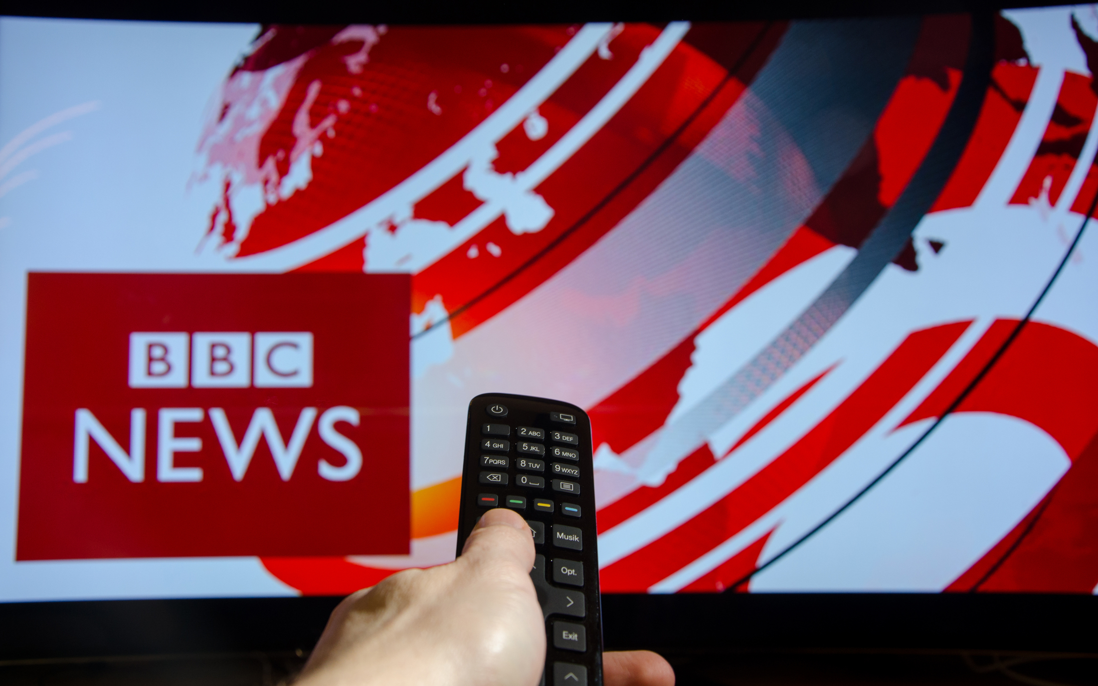BBC, cea mai mare restructurare din ultimii 15 ani: peste 2.000 de posturi desființate