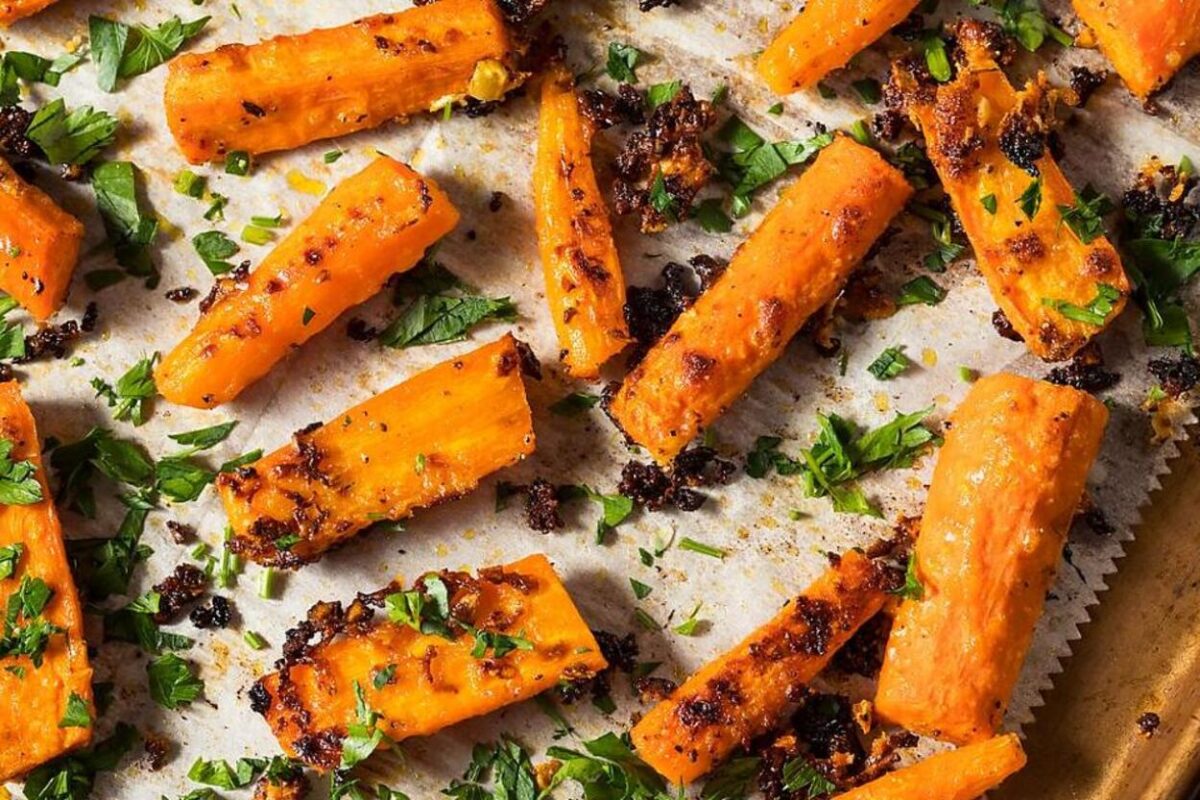 Metoda „magică” prin care pot fi gătiți morcovii