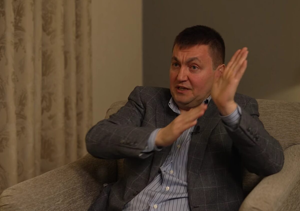 Judecătorul care l-a ajutat pe Platon să spele 200 de milioane de dolari, cu despăgubiri de 400 de mii de lei