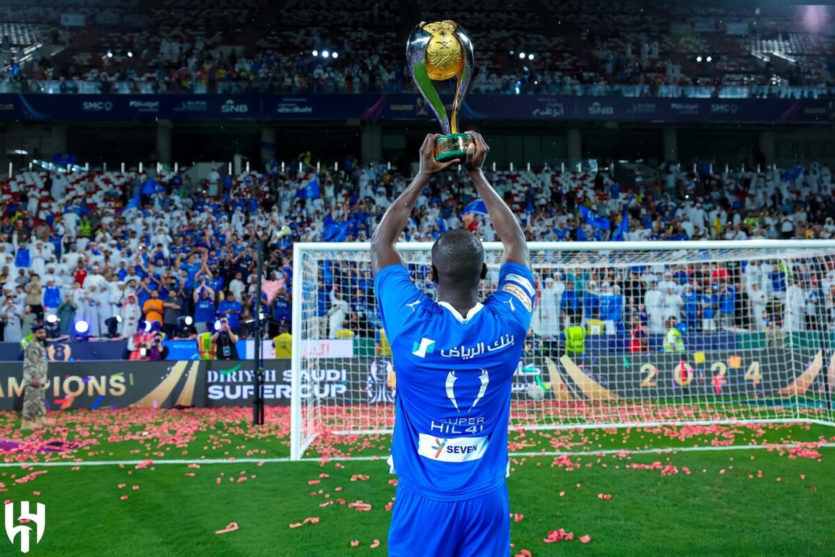 Supercupa Arabiei Saudite. Un fotbalist a fost biciuit de un suporter