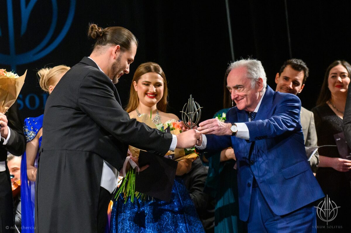 O soprană din Chișinău a cucerit juriul și publicul la Cluj. Două premii dintr-un foc