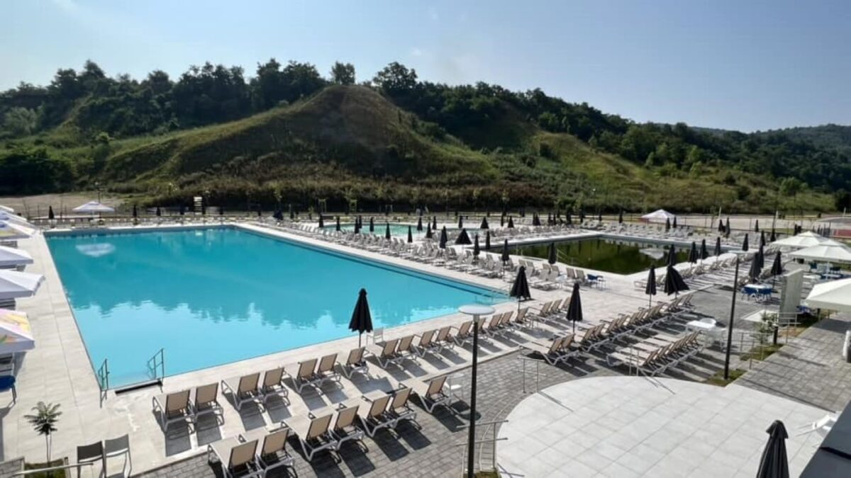 Băile Sărate Ocna Mureș, un exemplu de succes al liberalilor. Ciucă, despre renașterea stațiunii