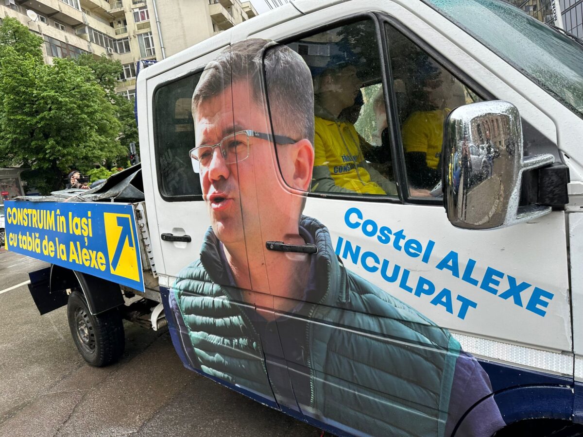 Tinerii PSD Iași, în stradă împotriva lui Costel Alexe, președintele Consiliului Județean