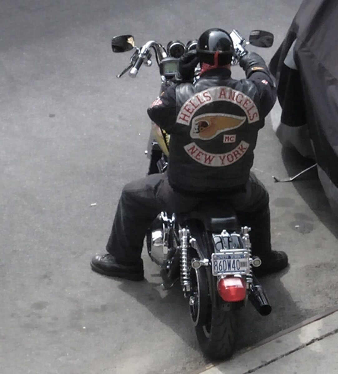 Jocul periculos al infiltrării în „Hells Angels”