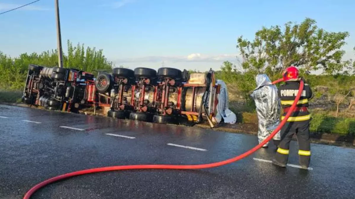 Accident grav în Vrancea. Trafic blocat pe DN 85, în dreptul orașului Mărășești. Șoferul a murit
