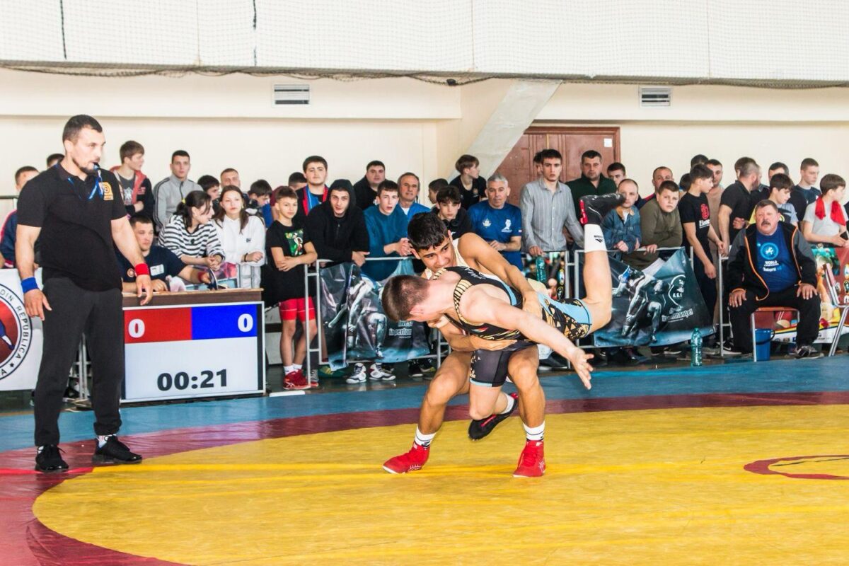 Două zile de lupte în Republica Moldova. Cine sunt câștigătorii