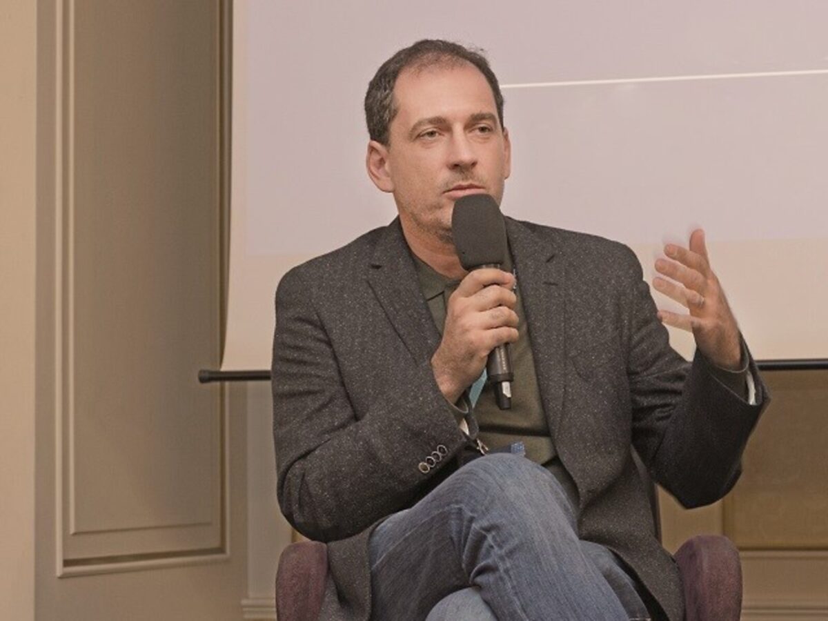 Top 100 Manageri din România. Șerban Radu, co-fondatorul Cărturești, a făcut afacerea cunoscută pe plan internațional