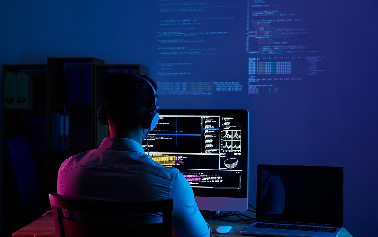 Inteligența artificială schimbă regulile jocului în IT. Se fac multe modificări