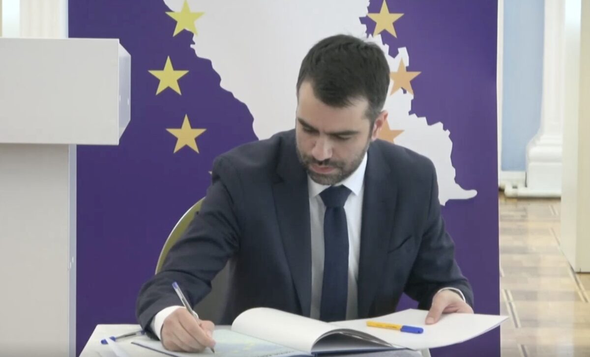 PAS s-a aliat cu partidele din pactul „Pentru Europa”