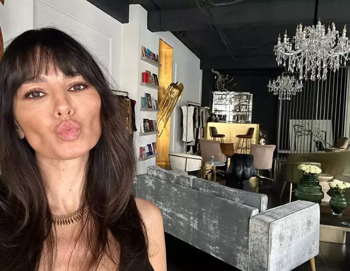 Dana Budeanu, pricepută și la design interior. Cum arată vila în care locuiește creatoarea de modă