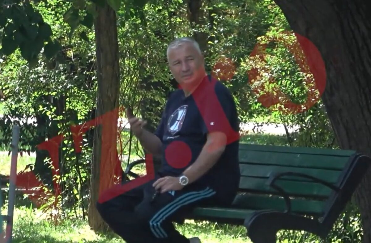 Exclusiv. Dan Petrescu, probleme cu mobilitatea. Cum a fost surprins antrenorul