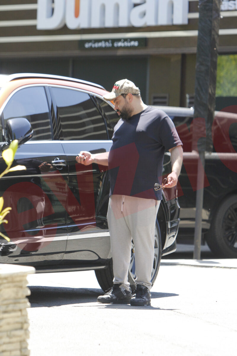 Exclusiv. Florin Salam, paradă cu un bolid de lux. Dar ce ascunde manelistul