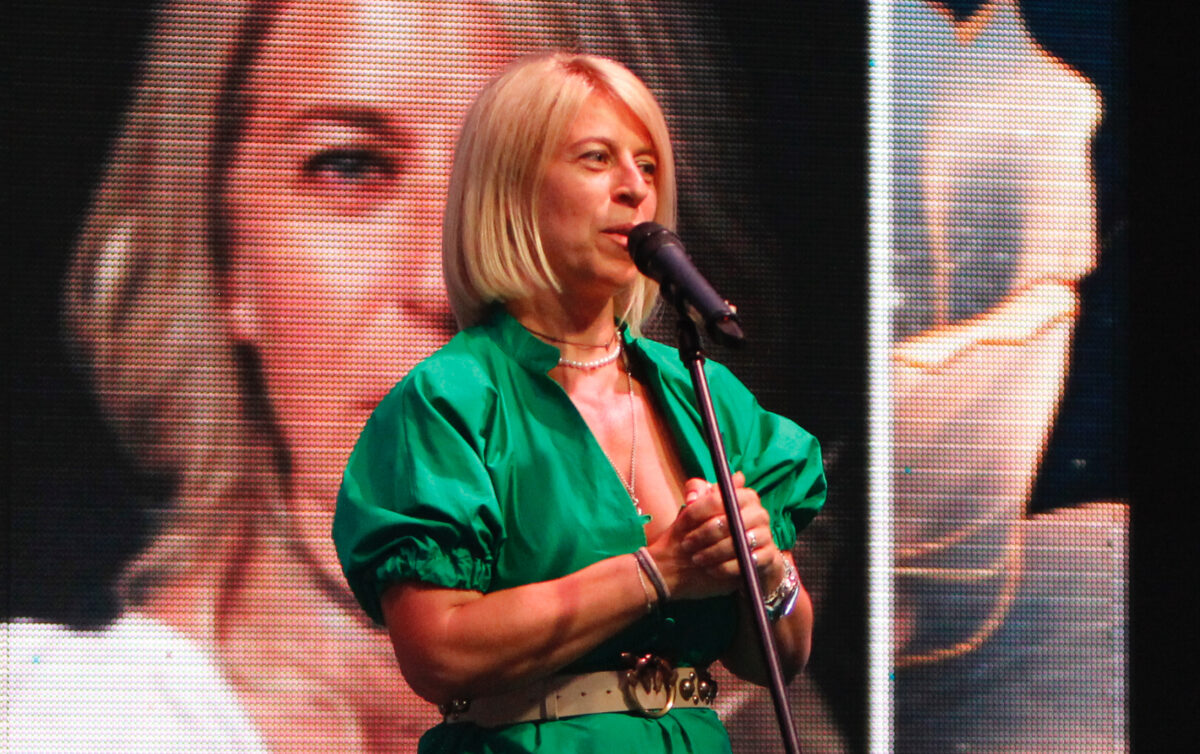 Claudia Penda, „Nu mai port”, la Gala Capital: „Lucrurile de succes și mărețe se construiesc cu gesturi mici”