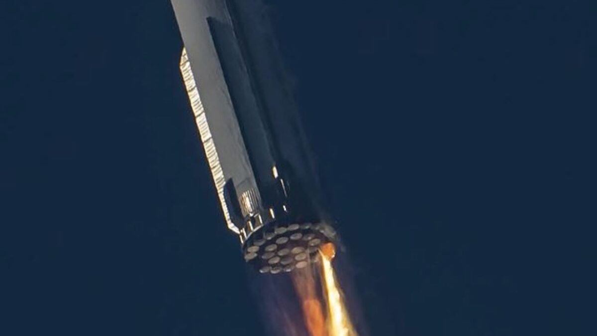 Elon Musk, gata să cucerească spațiul. Nava Starship s-a întors cu succes pe Pământ. Video