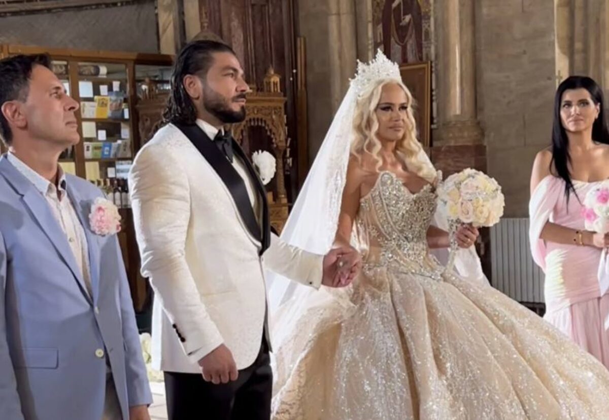 Anda Adam s-a măritat a doua oară. Rochia de mireasă i-a dat mari bătăi de cap. Foto