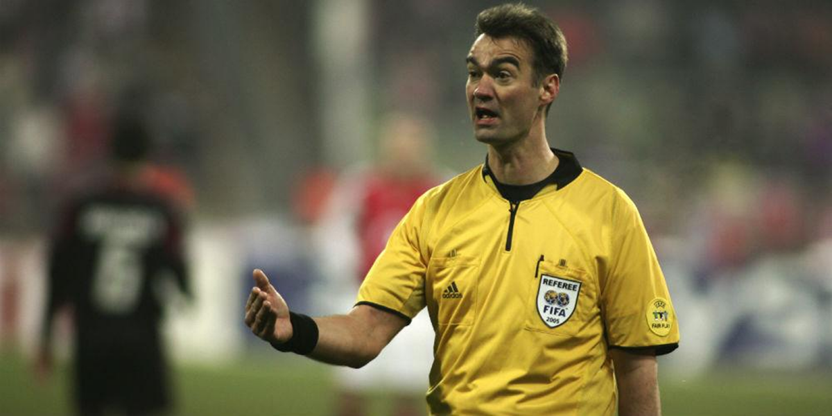 Momentele în care România a fost tâlhărită ca-n codru de arbitri. Motivul pentru care „tricolorii” erau vânați