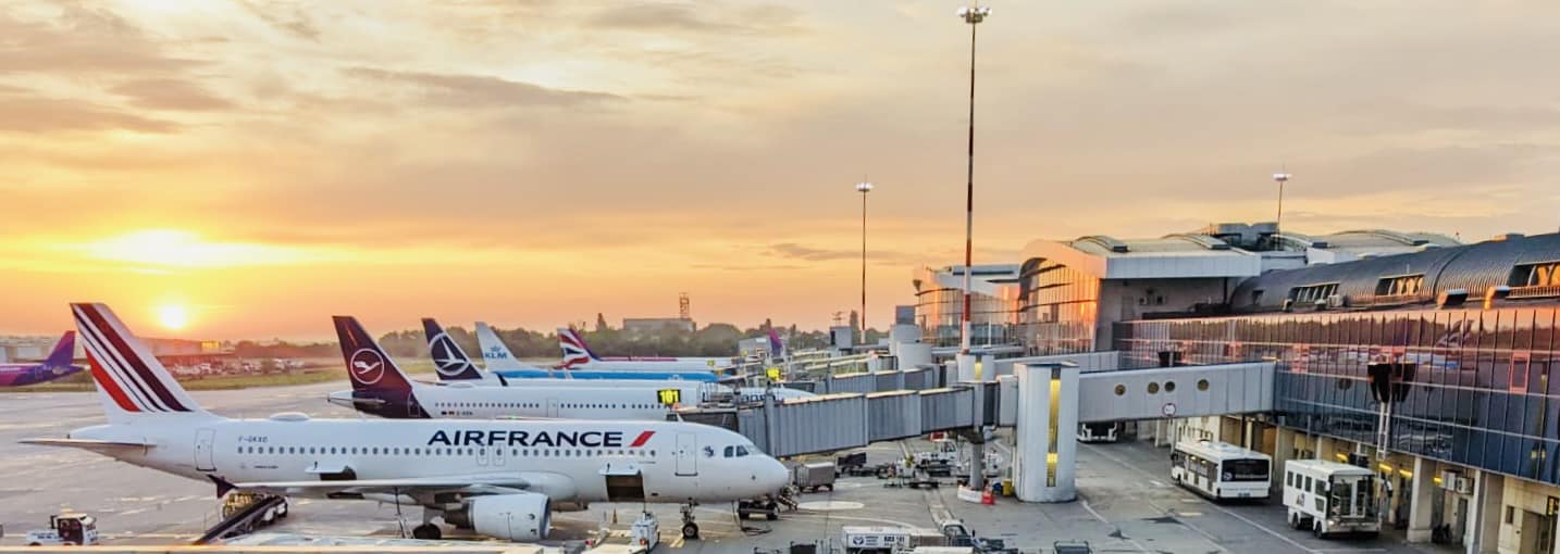 23 de curse anulate la Aeroportul Henri Coandă din cauza situației din Orientul Mijlociu. Lista completă