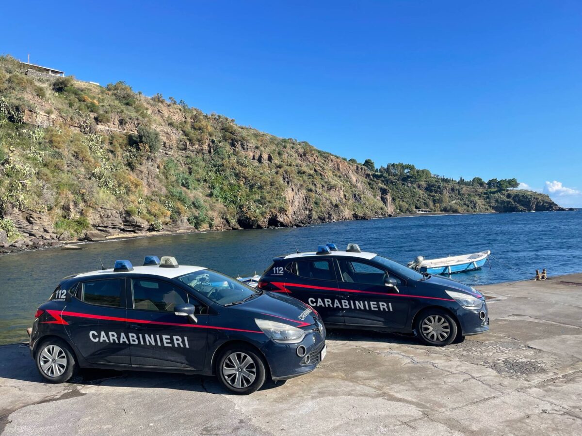 Un român aflat în arest la domiciliu în Italia și-a aruncat în aer apartamentul