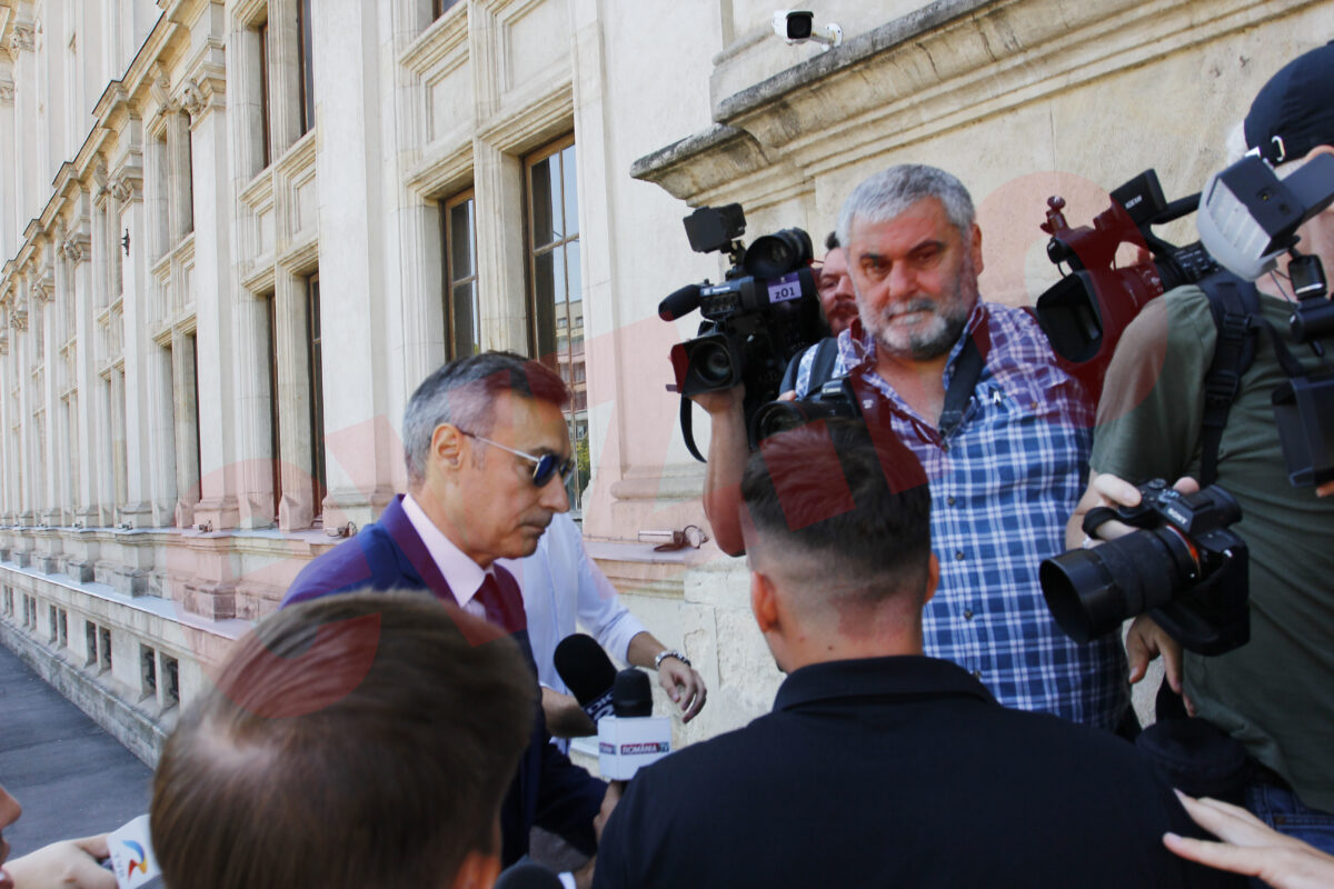 Generalii Coldea și Dumbravă au scos Justiția la mezat. Acuzațiile aduse de DNA foștilor șefi ai SRI, coordonatorii unui grup infracțional