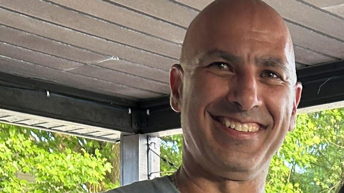 Cine este bărbatul ucis la mitingul lui Donald Trump. Și-a dat viața pentru că s-a pus în calea gloanțelor