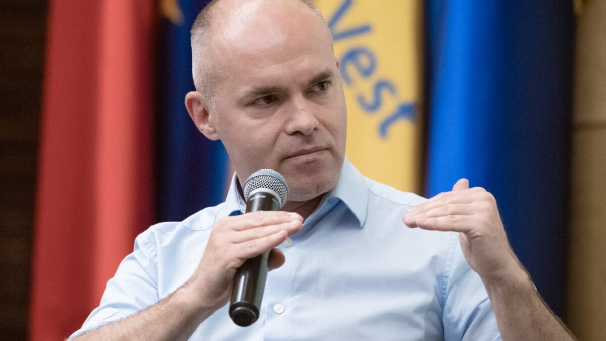 Funeriu: Cele mai mari pericole la adresa României sunt demografia și repoziționarea strategică