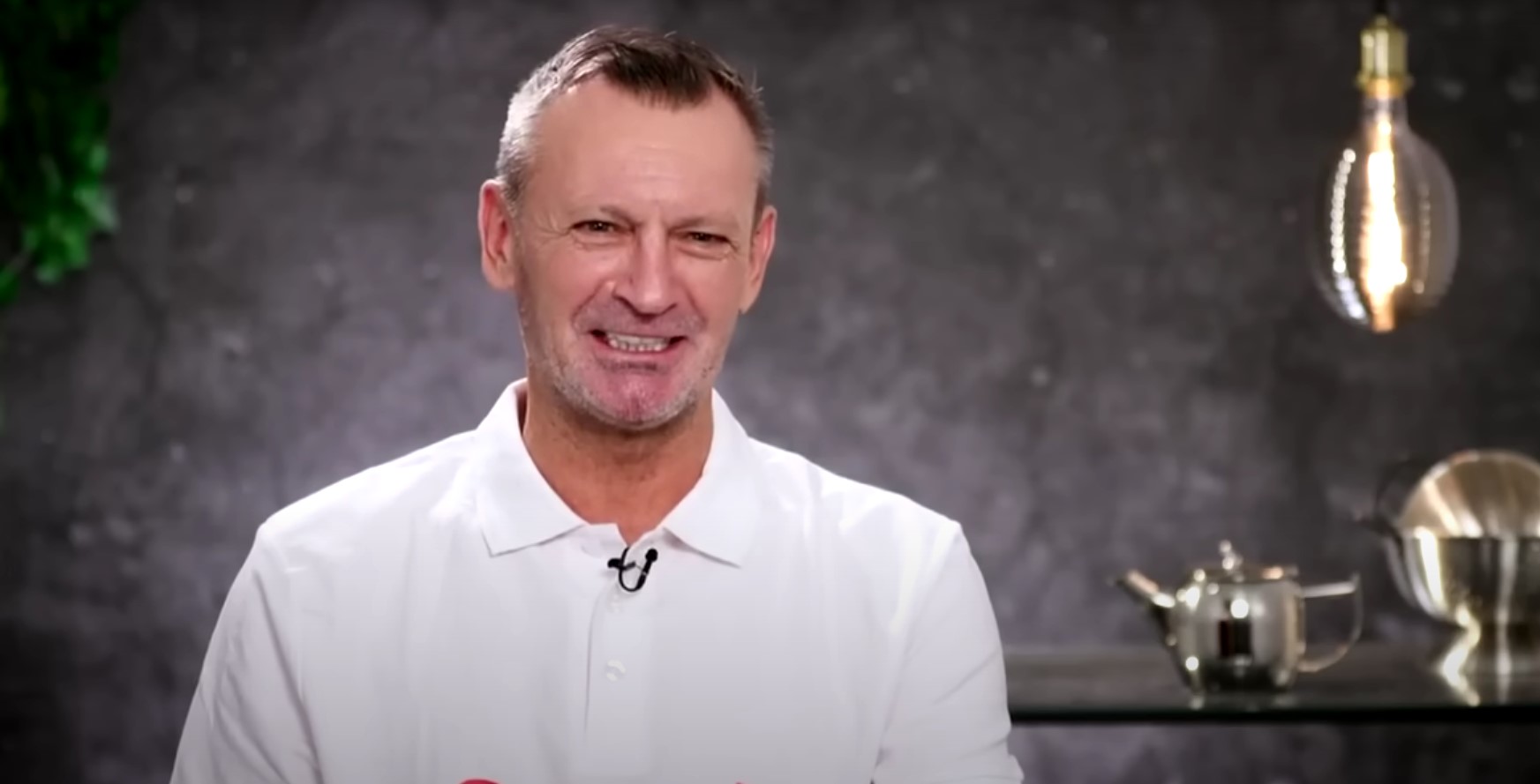 Prima palmă pe care a primit Gică Craioveanu de la mama lui a fost de la un 9 la matematică