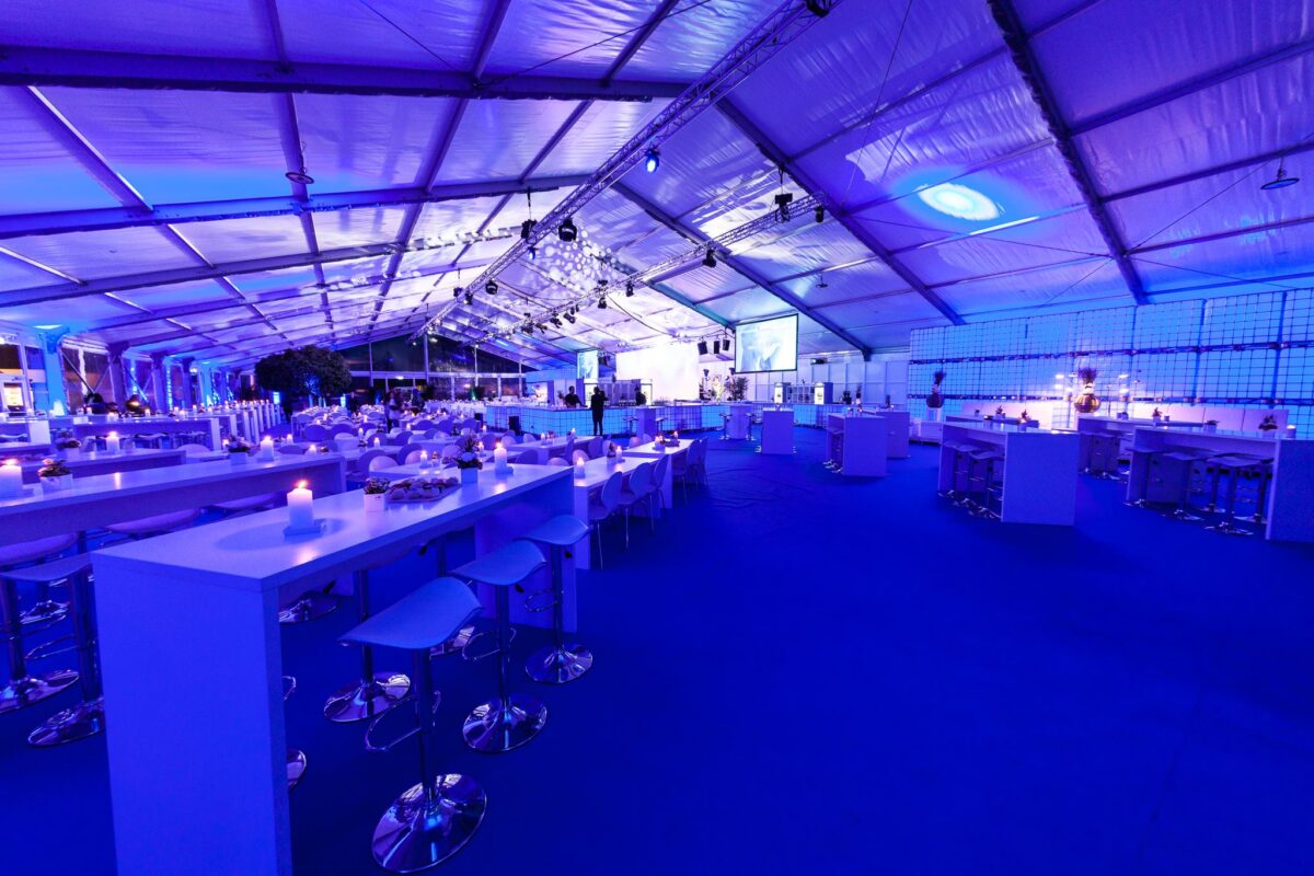 Un mare angajator din Germania pune la bătaie sute de locuri. Județul din România unde se fac angajari