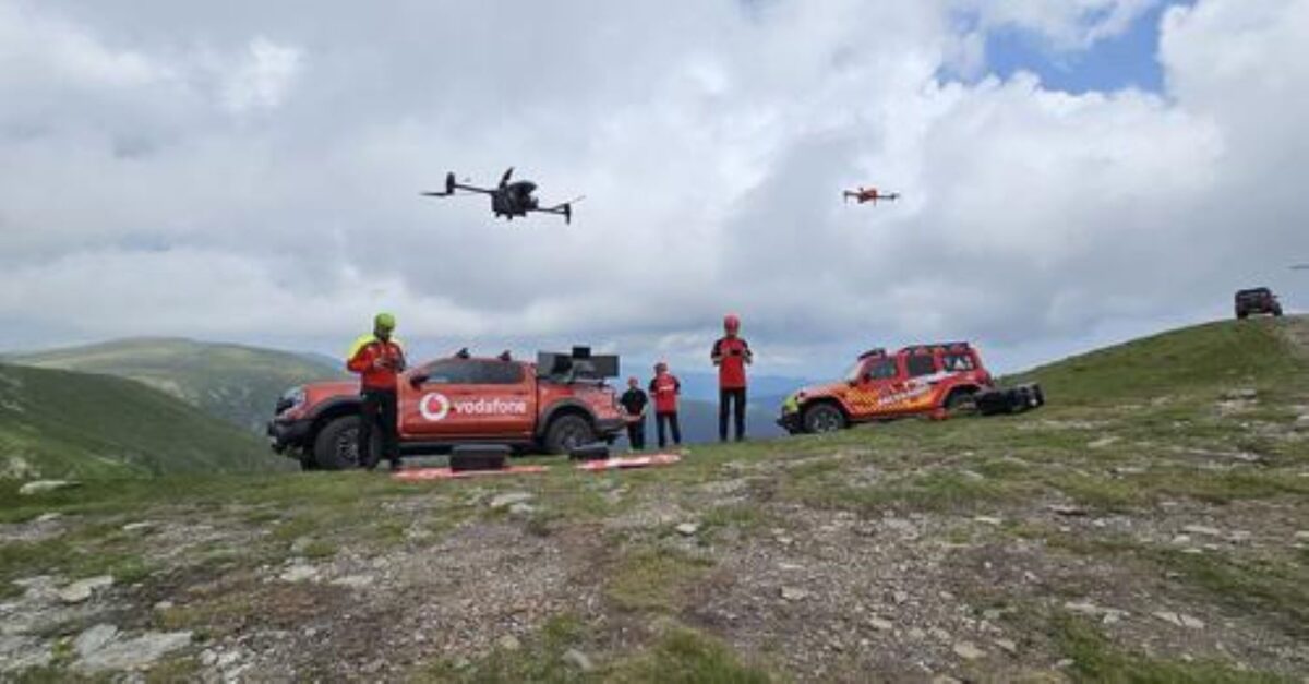 Poliţiști, pompieri şi jandarmi, în căutarea unei persoane dispărute