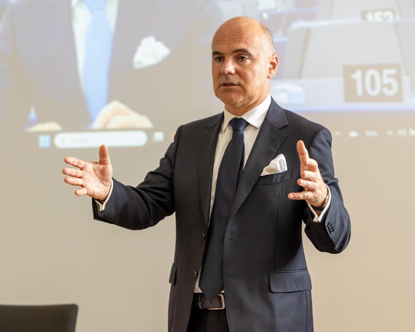 „Mințile oamenilor sunt otrăvite sistematic”. Europarlamentarul Rareș Bogdan anunță un protocol european de reacție rapidă împotriva dezinformării