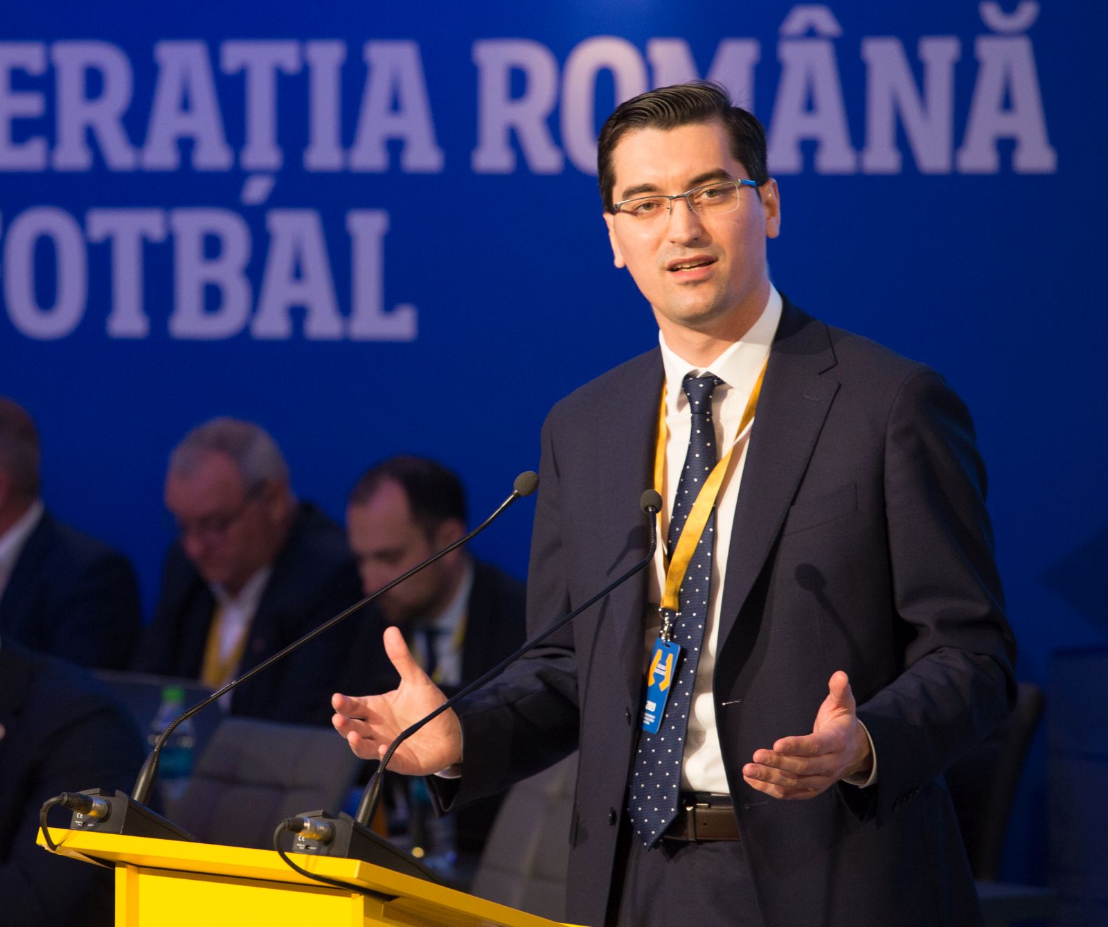 Lista finală a candidaților pentru funcțiile de conducere ale FRF. Cine se luptă pentru postul de președinte la Casa Fotbalului