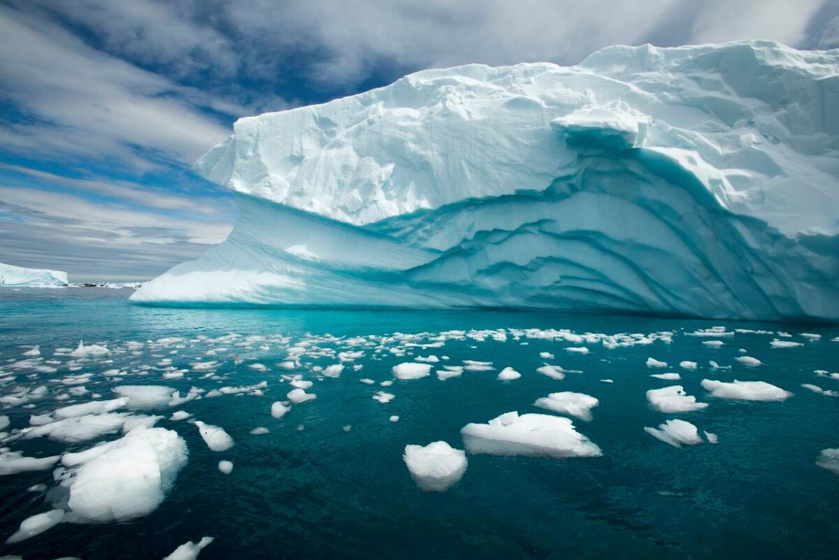 Schimbările climatice au un impact mult mai profund asupra planetei. Se schimbă axa de rotație a Pământului
