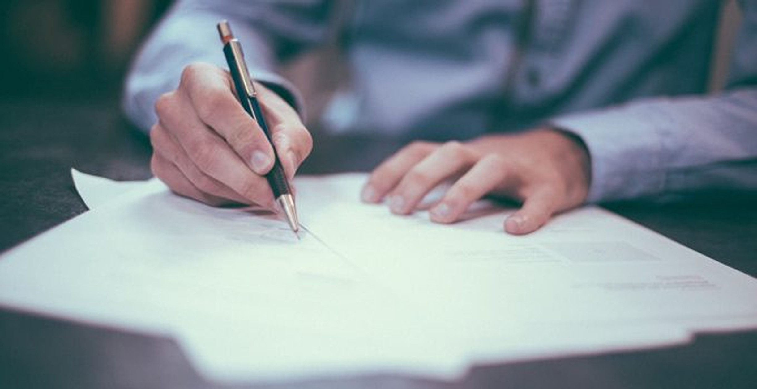 Universitatea din București a atras un număr-record de candidați. Peste 22 pe un loc la cea mai căutată specializare