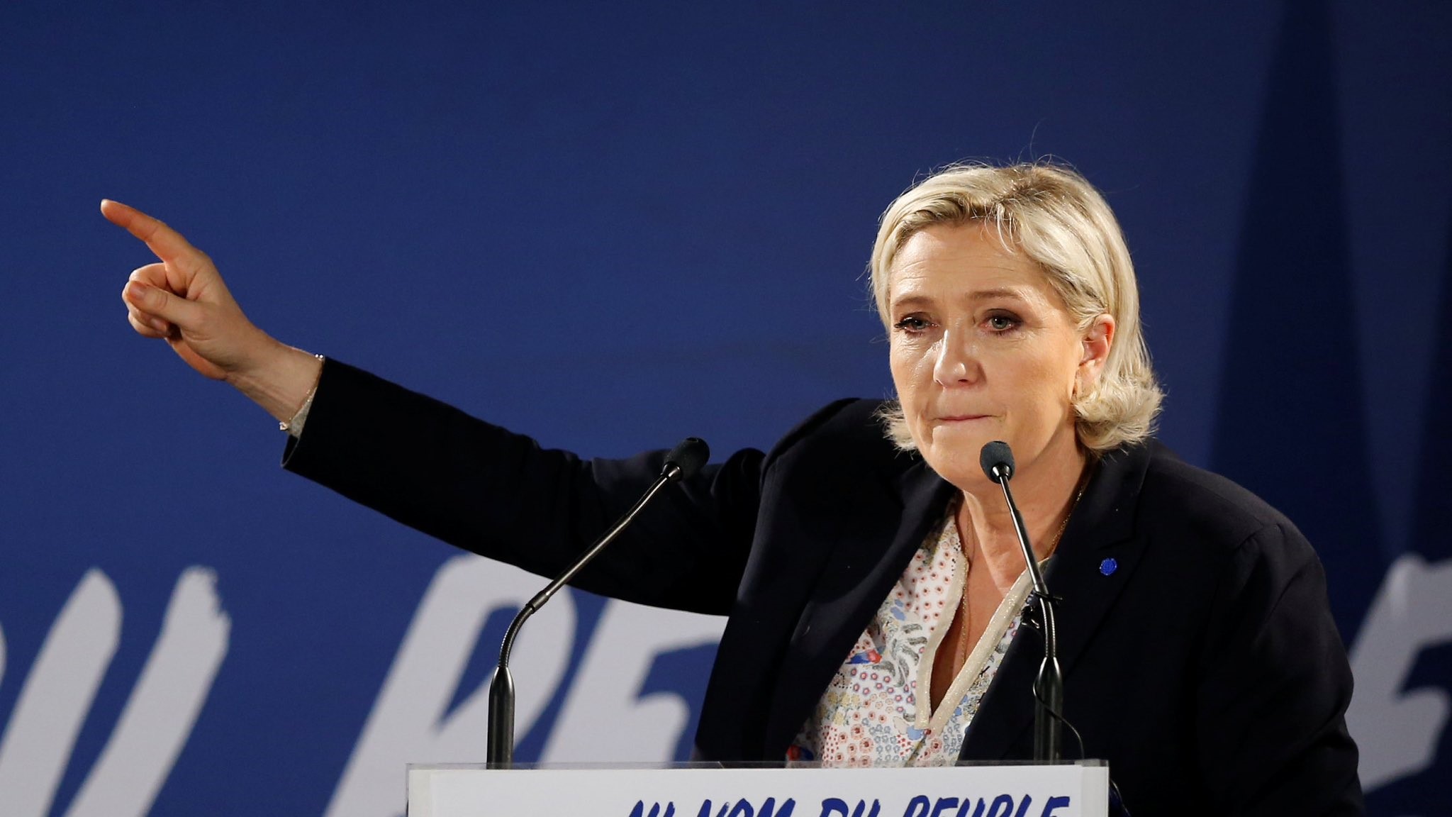 Marine Le Pen se delimitează de Moscova: Rusia nu poate dicta politica Franței