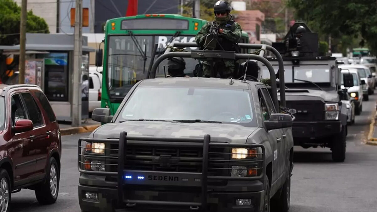 Conflictele tot mai severe dintre cartelurile din Sinaloa paralizează viața în orașul mexican