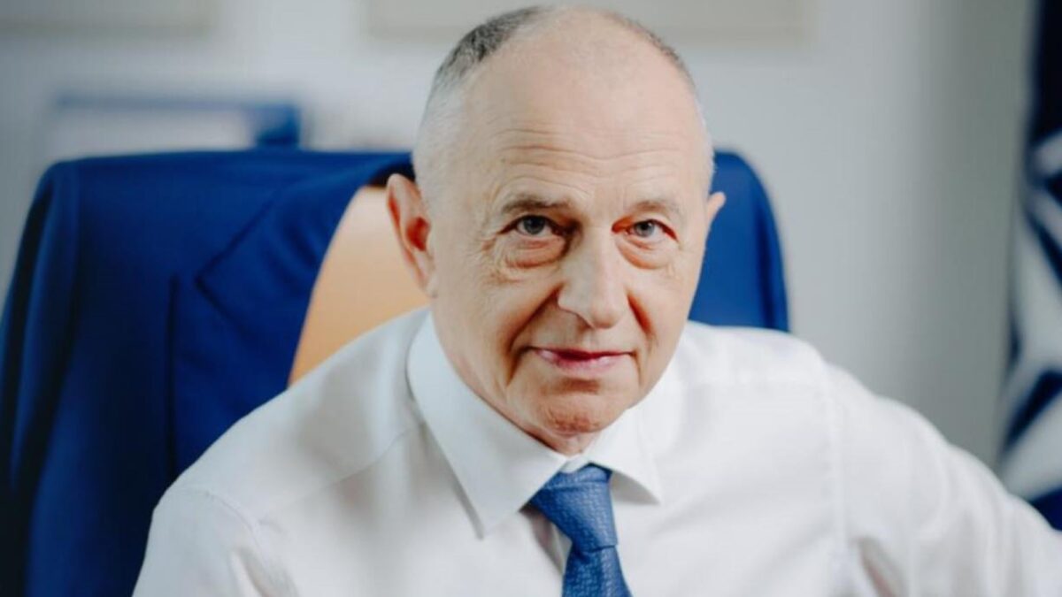 Geoană îi strică planurile lui Ciolacu. Ce spune adjunctul NATO despre fostul coleg din PSD