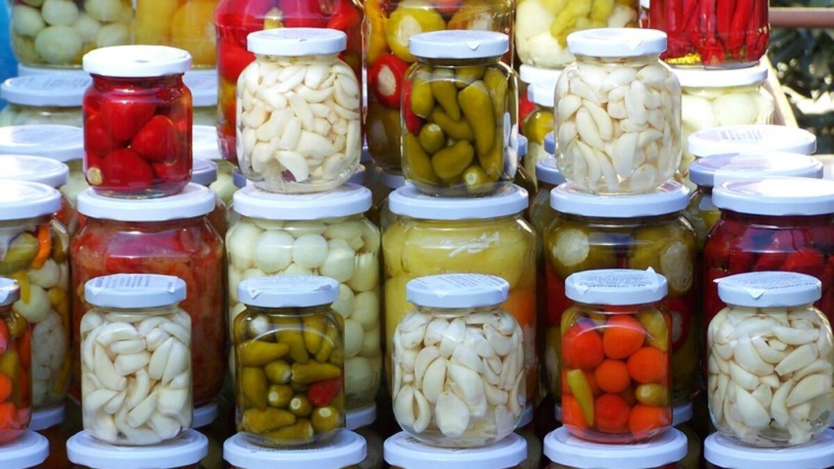 Murăturile în saramură pot fi un adevărat medicament. Secretul unei rețete care îți dă energie