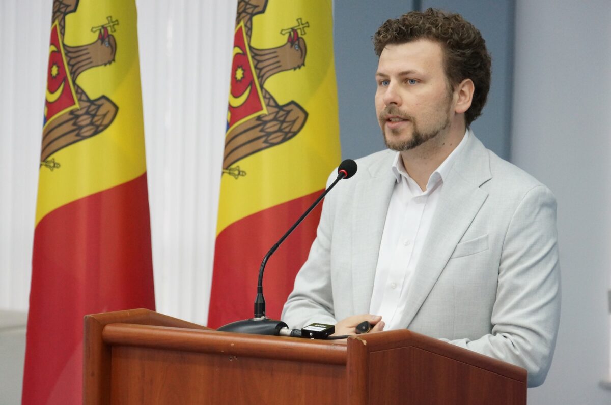 În preajma protestelor anunțate de profesori, ministrul Educației propune o soluție de compromis