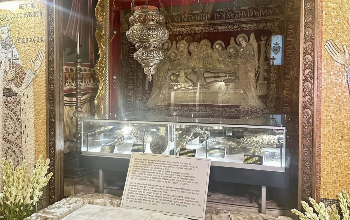 Bunuri de patrimoniu, predate bisericii Sf. Gheorghe-Nou. Povestea impresionantă a odoarelor