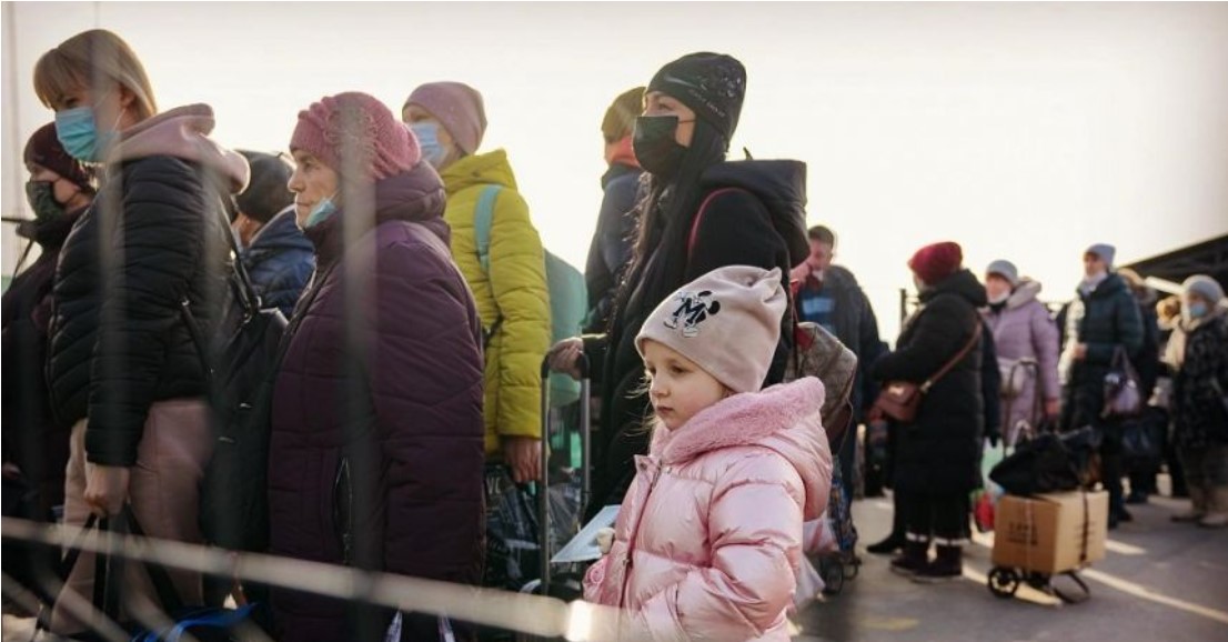 Zeci de copii ai refugiaților ucraineni, înscriși în clasa I. Doar șapte vor învăța în limba română