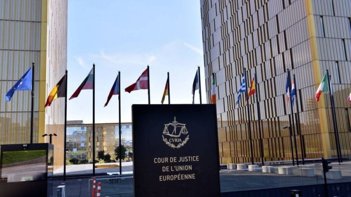 ÎCCJ cere CCR să sesizeze Curtea de Justiție a Uniunii Europene pe tema reformei pensiilor magistraților