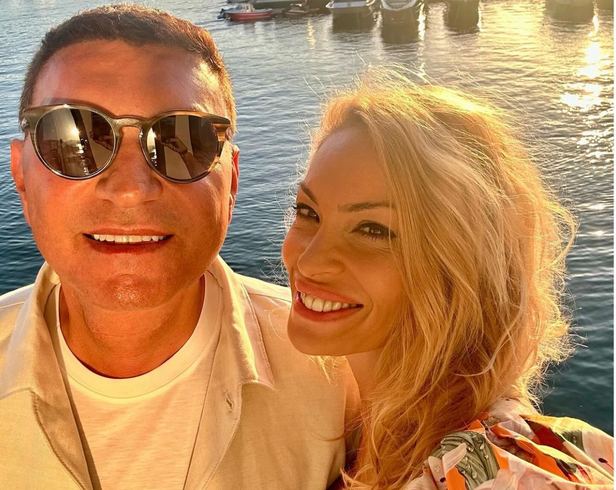 Cum reușește Valentina Pelinel să îl țină aproape pe Cristi Borcea