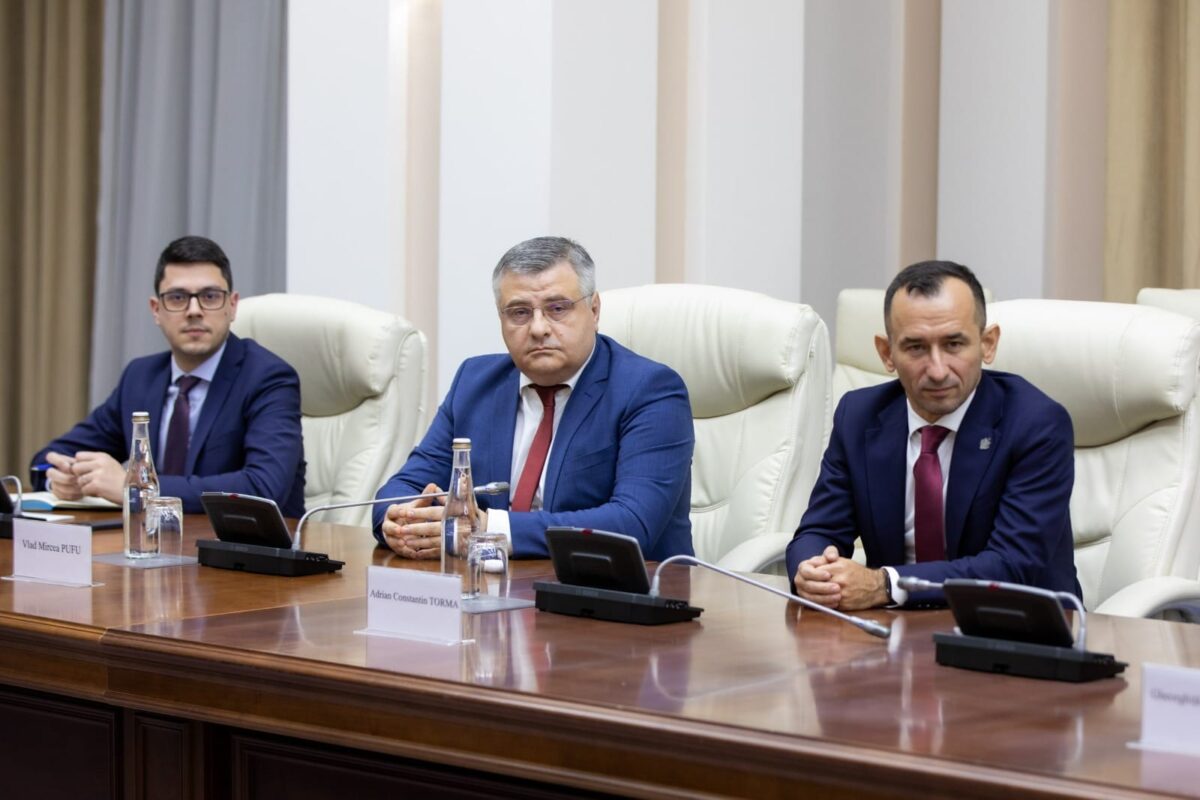 Schimbări majore în conducerea TVR, SRR și AEP. Fost jurnalist EvZ, favorit pentru șefia Televiziunii Române